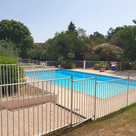 Breguieres Apartmán *