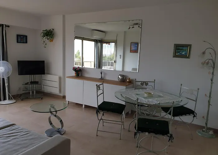 Breguières Appartement *